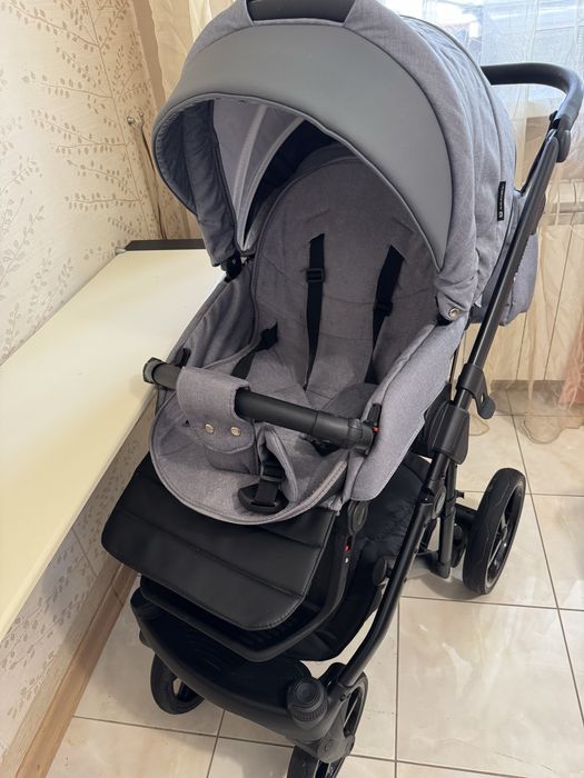 Продам дитячу коляску Adamex Bebiono 2в1