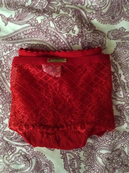 Lingerie vermelha Calvin Klein