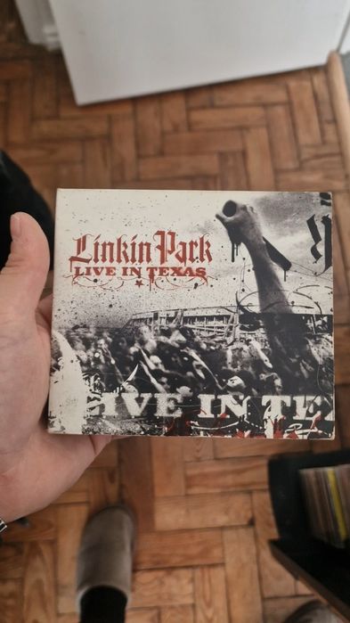 Coleção de CDs Rock/Metal – Metallica, Linkin Park, RHCP, Eminem, etc.