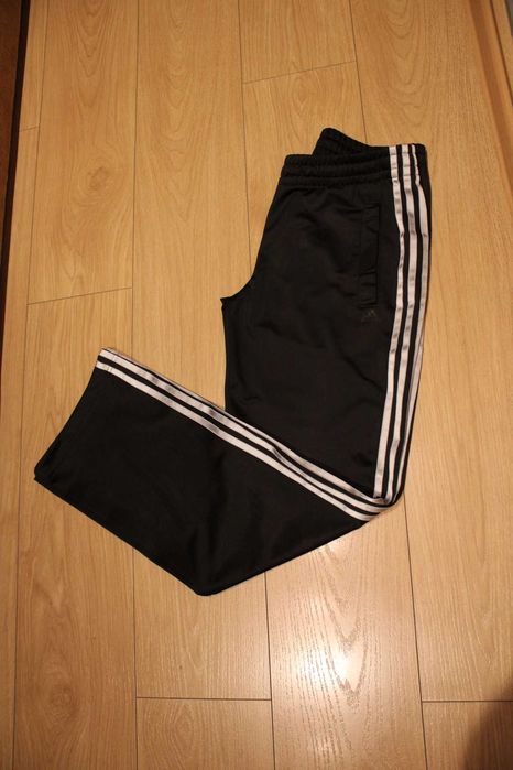 JAK NOWE Spodnie dresowe, damskie,ADIDAS,roz.38/40,czarne