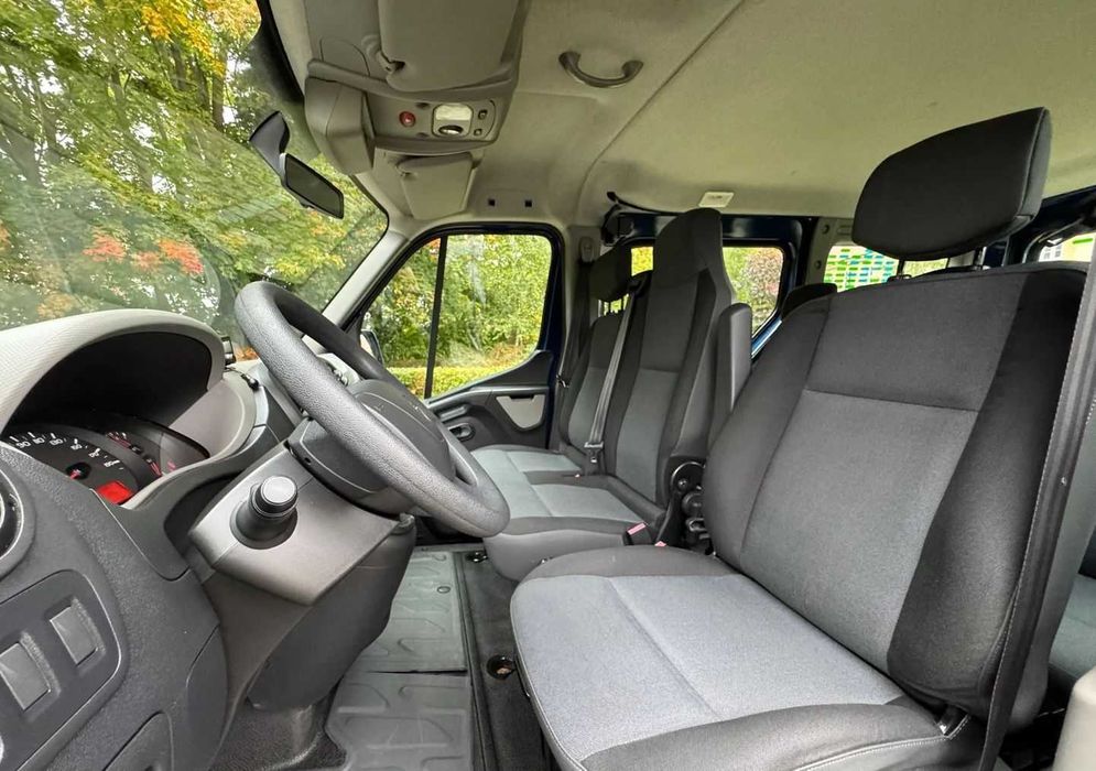 На продаж Renault Master