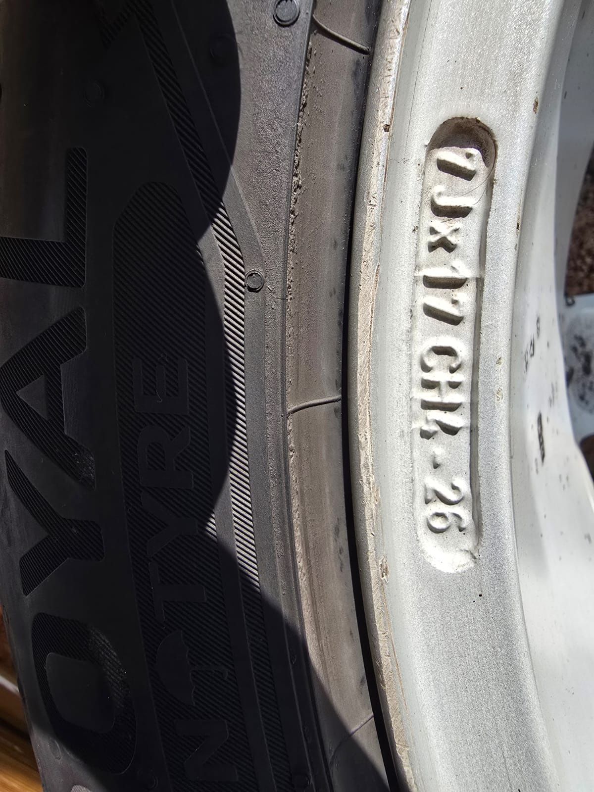 Alufelgi 4x108 R 17  Peugeot Citroën + opony w dobrym stanie