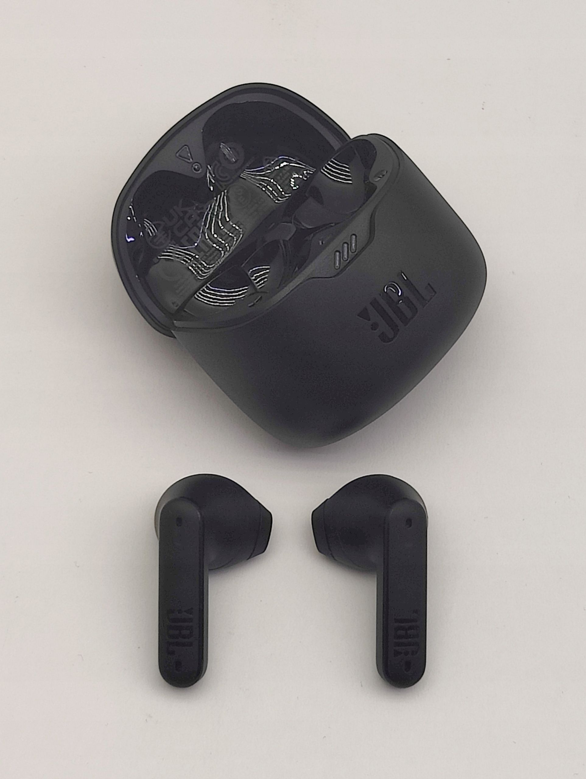 JBL TUNE FLEX bezprzewodowe słuchawki douszne czarne