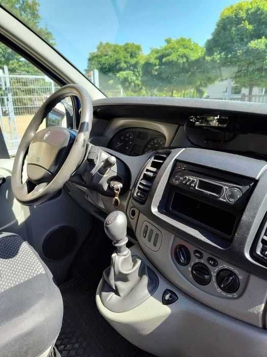 Renault Trafic l1h1 klima cb radio czujniki cofania Salon Pl