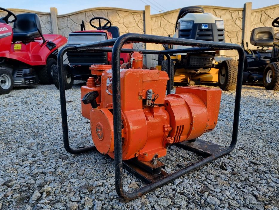 Agregat Generator Prądotwórczy BOSCH 2.5Kw / Briggs 5Hp  / 230v