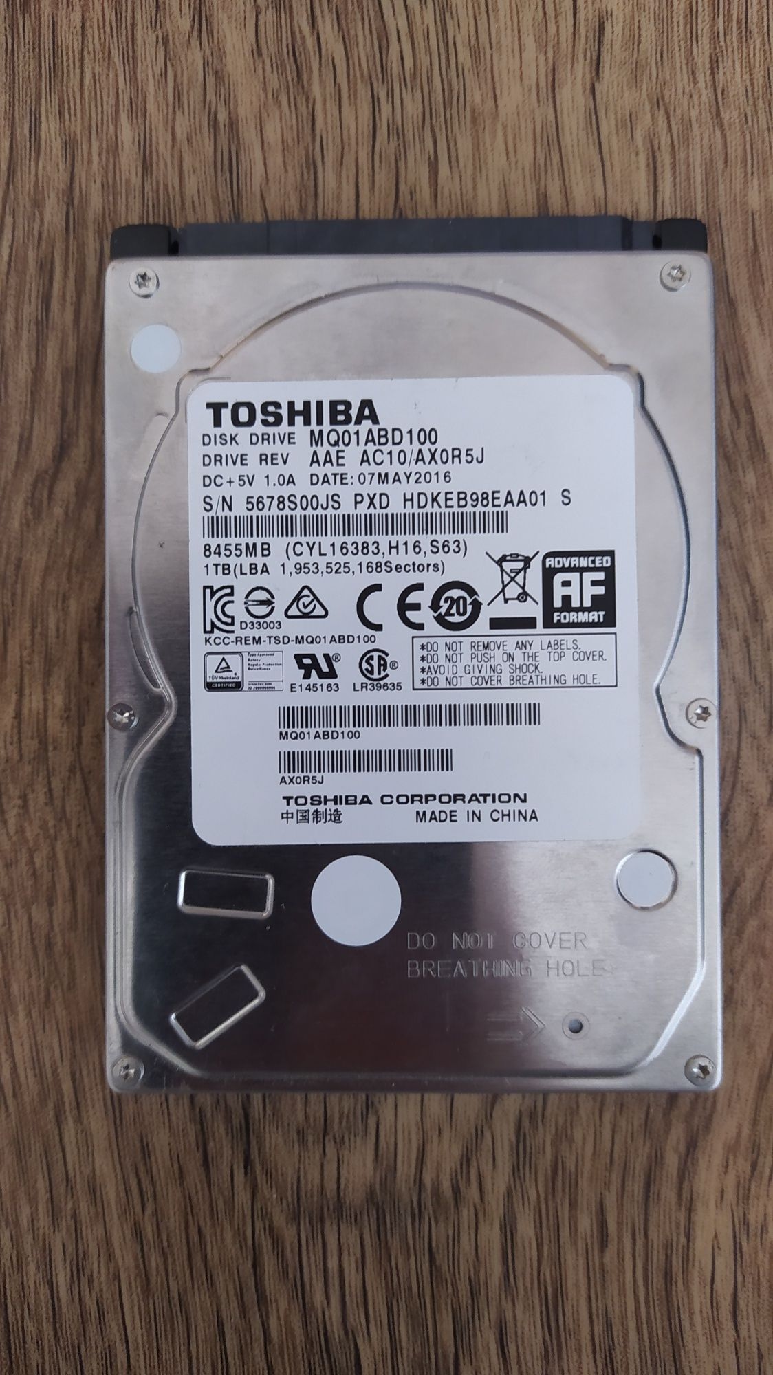 Жесткий диск  Toshiba 1Tb 5400rpm (MQ01ABD100)