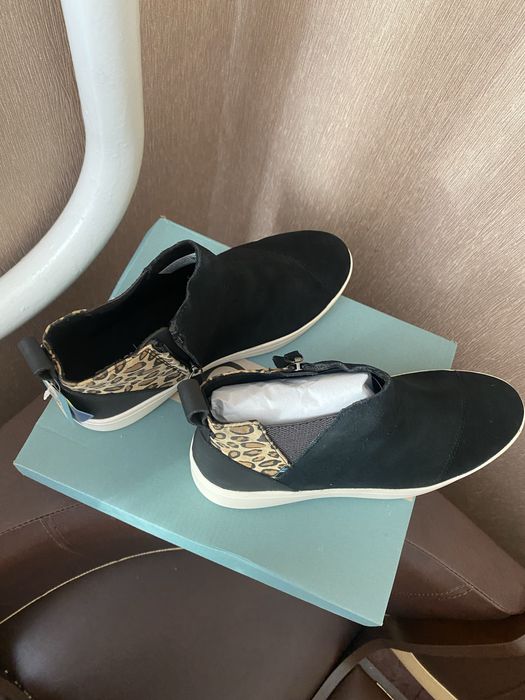 Черевики нові, осінь весна, 40розмір, 26см устілка