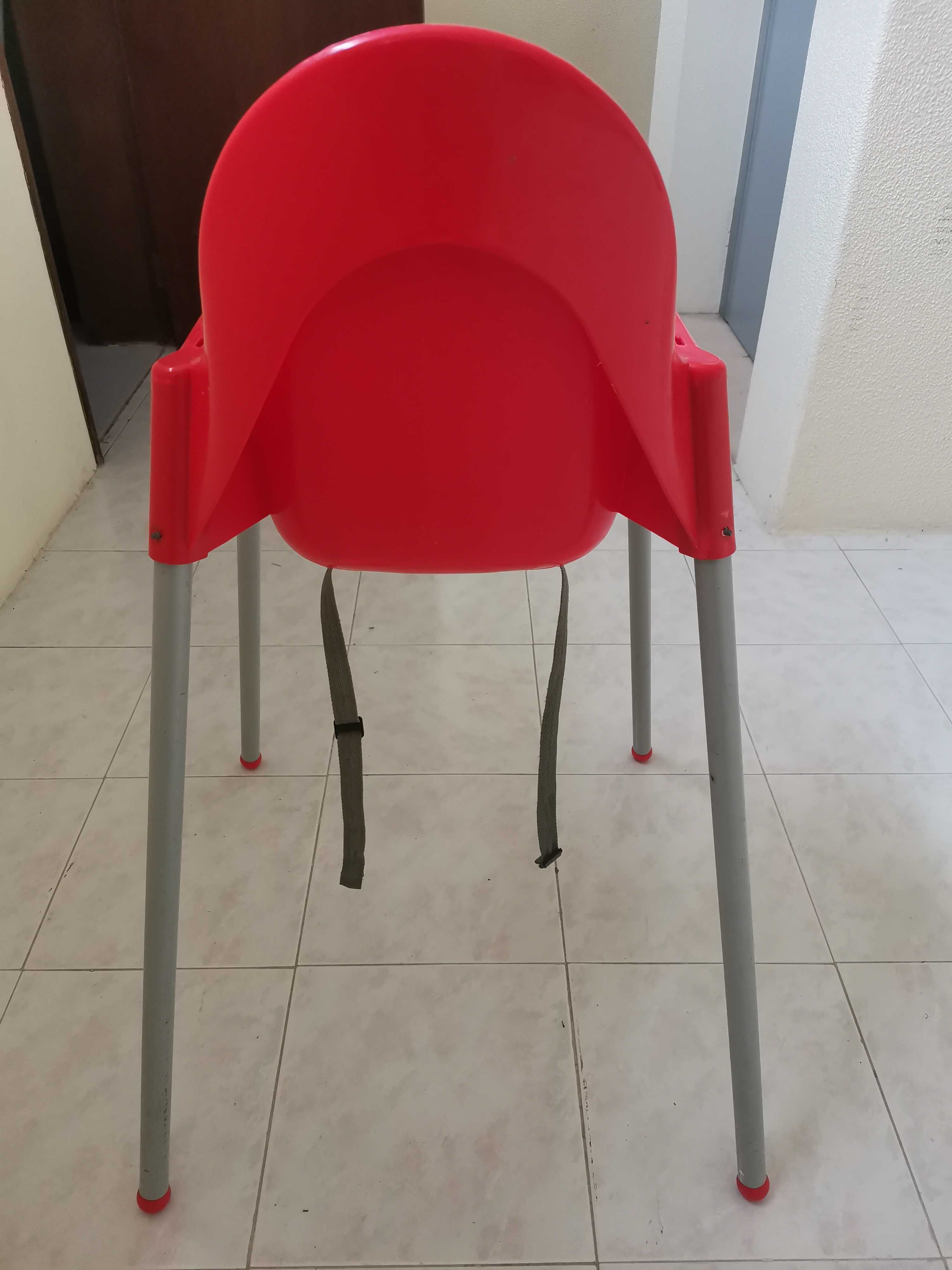Cadeira alta criança da IKEA modelo ANTILOP