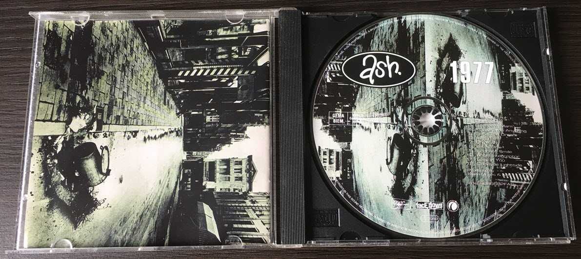 Ash - "1977" CD Edel '96