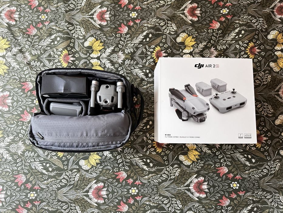 Dron DJI Air 2S Fly More Combo