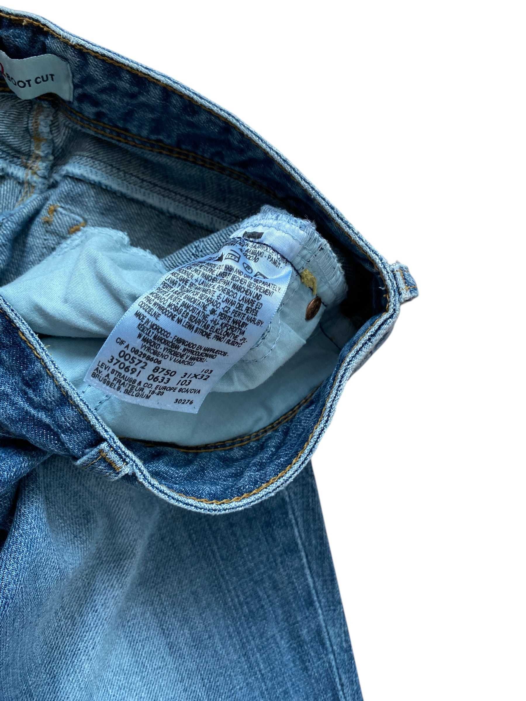 Levi's 572 Bootcut W31/L32, stan bardzo dobry