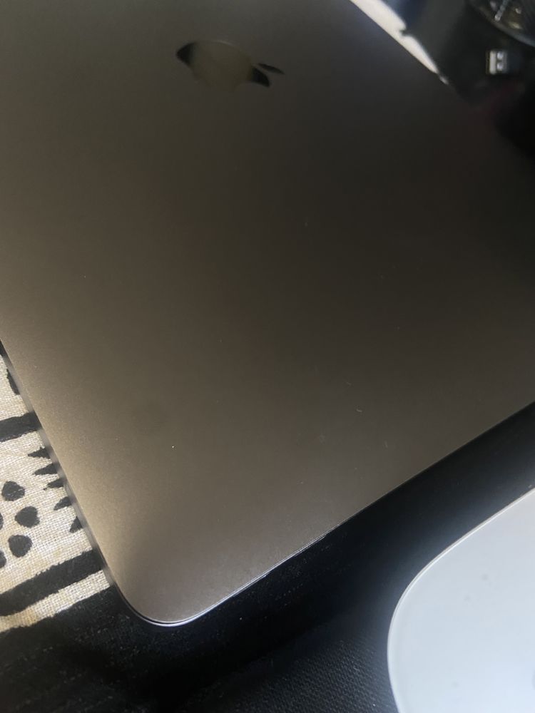 MacBook Pro 13” versão macOS 12.2