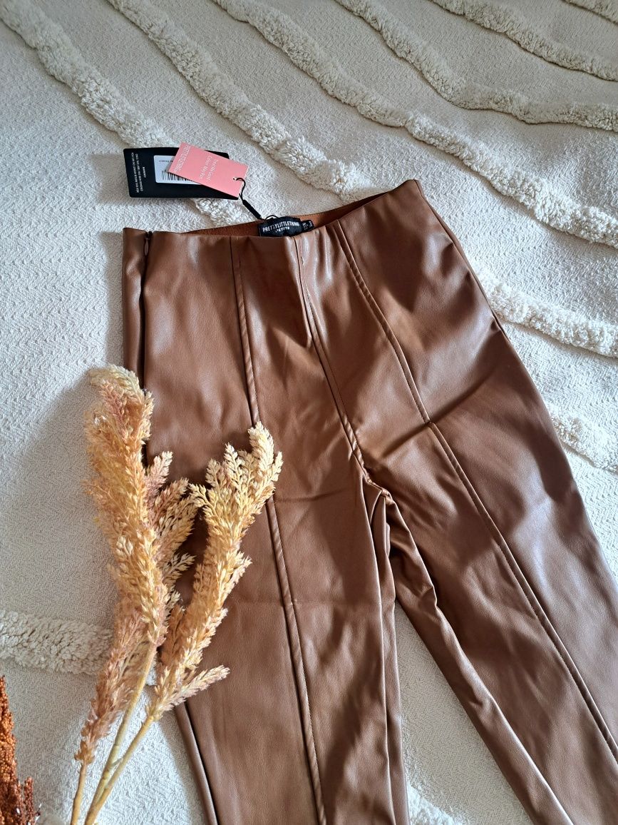 Piękne skórzane spodnie, jegginsy brązowe, rurki PrettyLittleThing 36