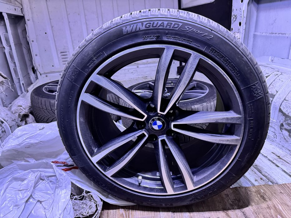 Продам зимову резину Nexen Winguard Sport 2 245 45 19 275 40 19