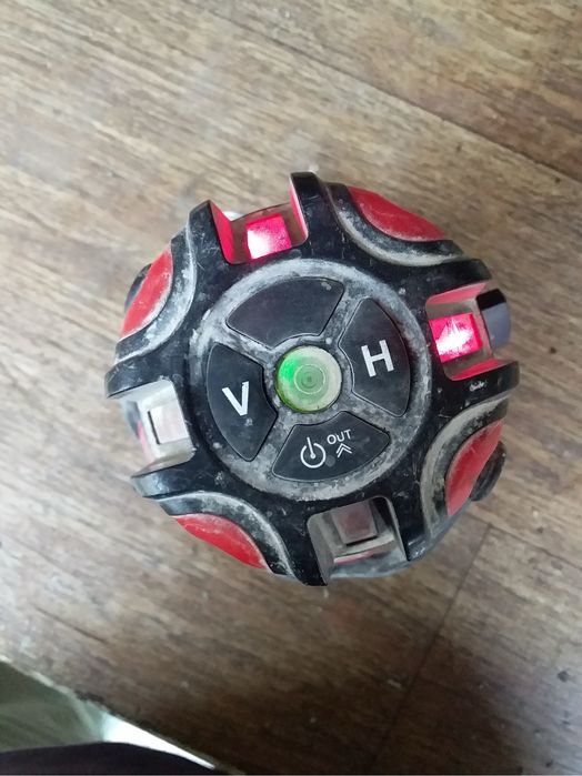 Лазерный уровень на запчасти