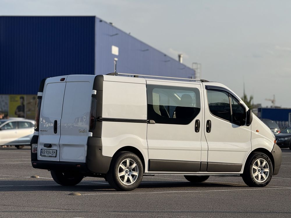 Бус Renault Trafic (1.9dCi) продаж та обмін (мінівен Vivaro Vito T5)