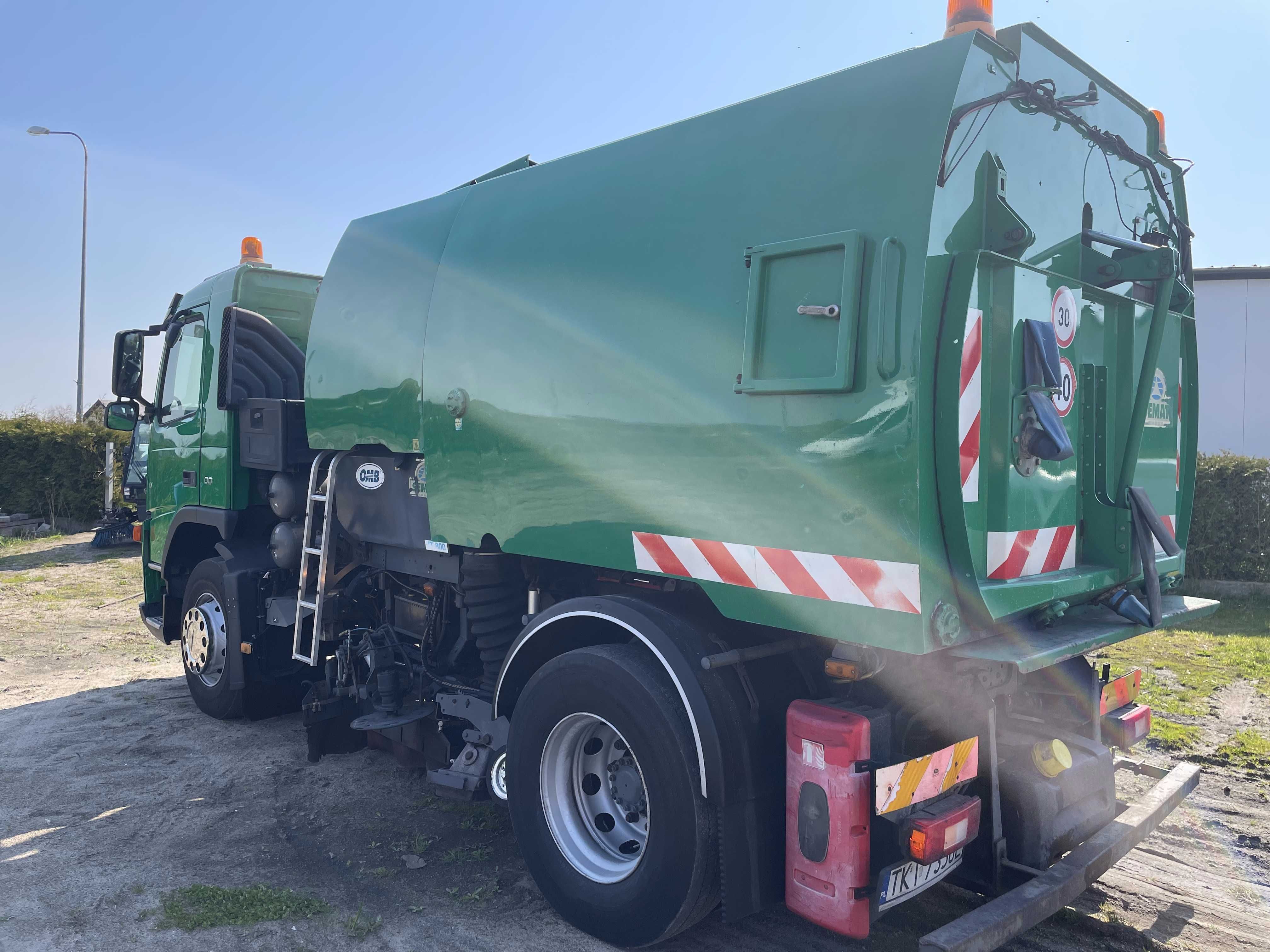 ZAMIATARKA Volvo Fm JOHNSTON VT800 szczot L/P str klima