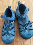 Keen 35 22 cm niebieskie sandały buty