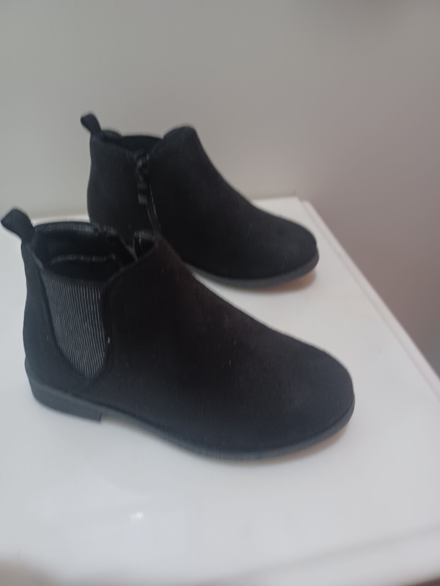 Botas Novas de menina em Camurça N 26