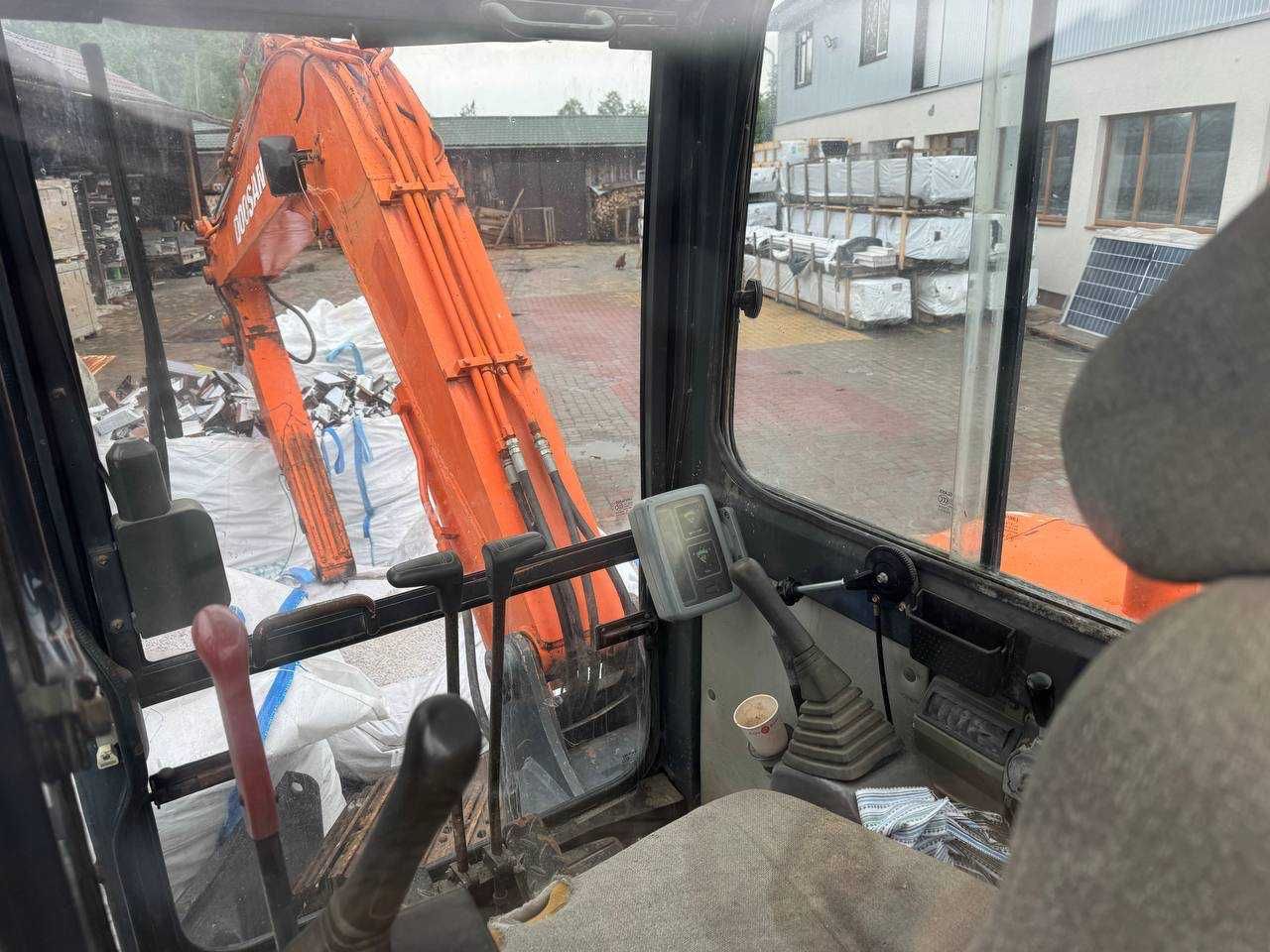 Екскаватор Doosan 55 V