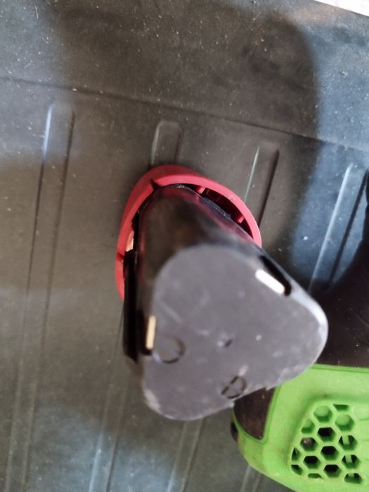 Vendo serra elétrica 13 euros