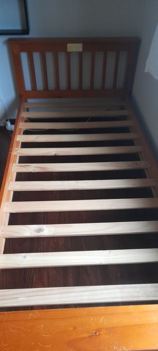 Camas de solteiro (leve 2, pague 1)