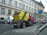 Вивіз будівельного сміття Брюховичі контейнерами, оренда контейнерів