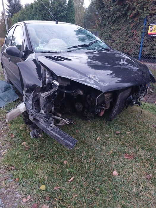 Peugeot 206 Silnik sprawny - Auto powypadkowe.