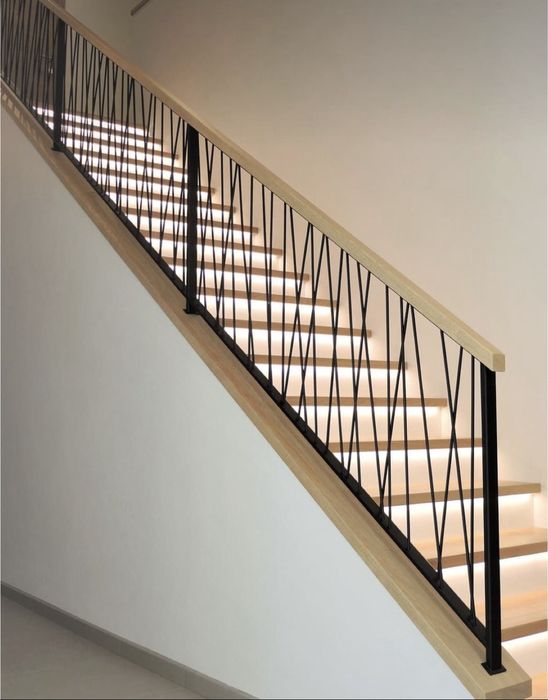 Balustrady wewnetrzne i zewnetrzne