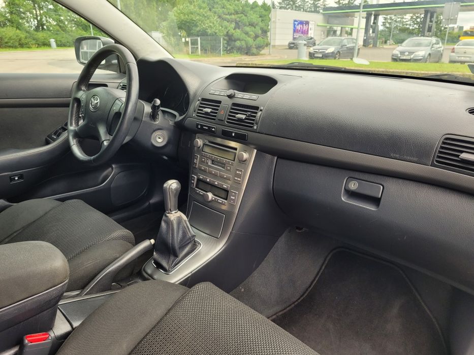 Toyota Avensis 1.8VVT-i 129km, fajny stan!