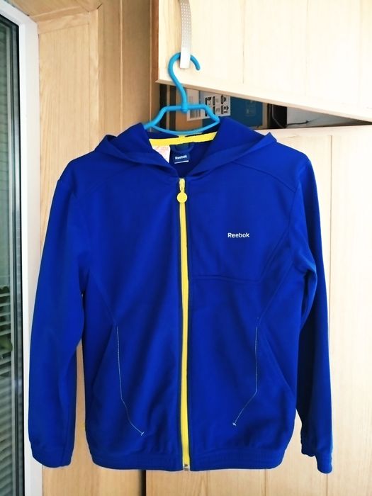 Reebok кофта 9-10 лет