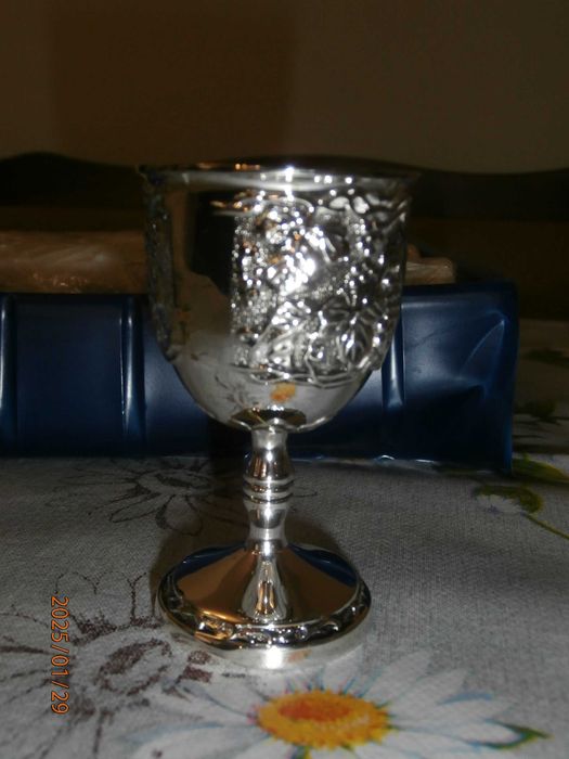 Zestaw sześciu kieliszków poj. ok 25 ml posrebrzane / plater NOWE