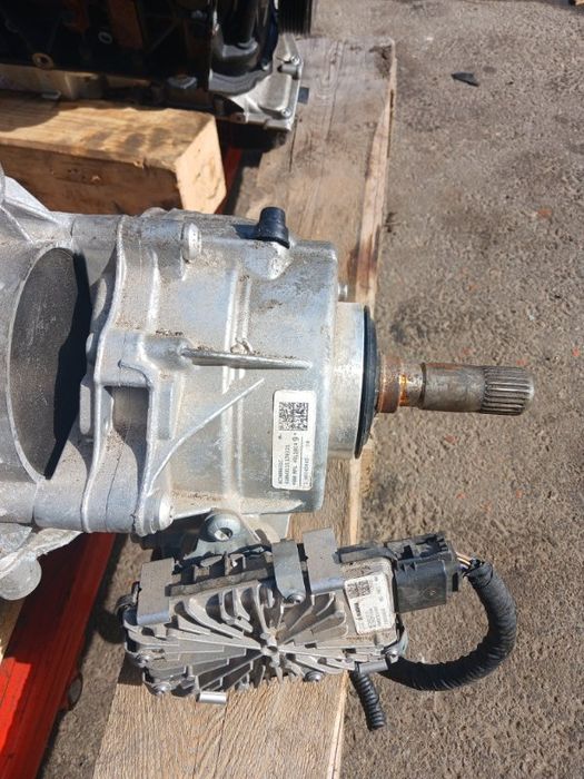 Редуктор роздатка АКПП Audi Q5 2021 муфта повного приводу