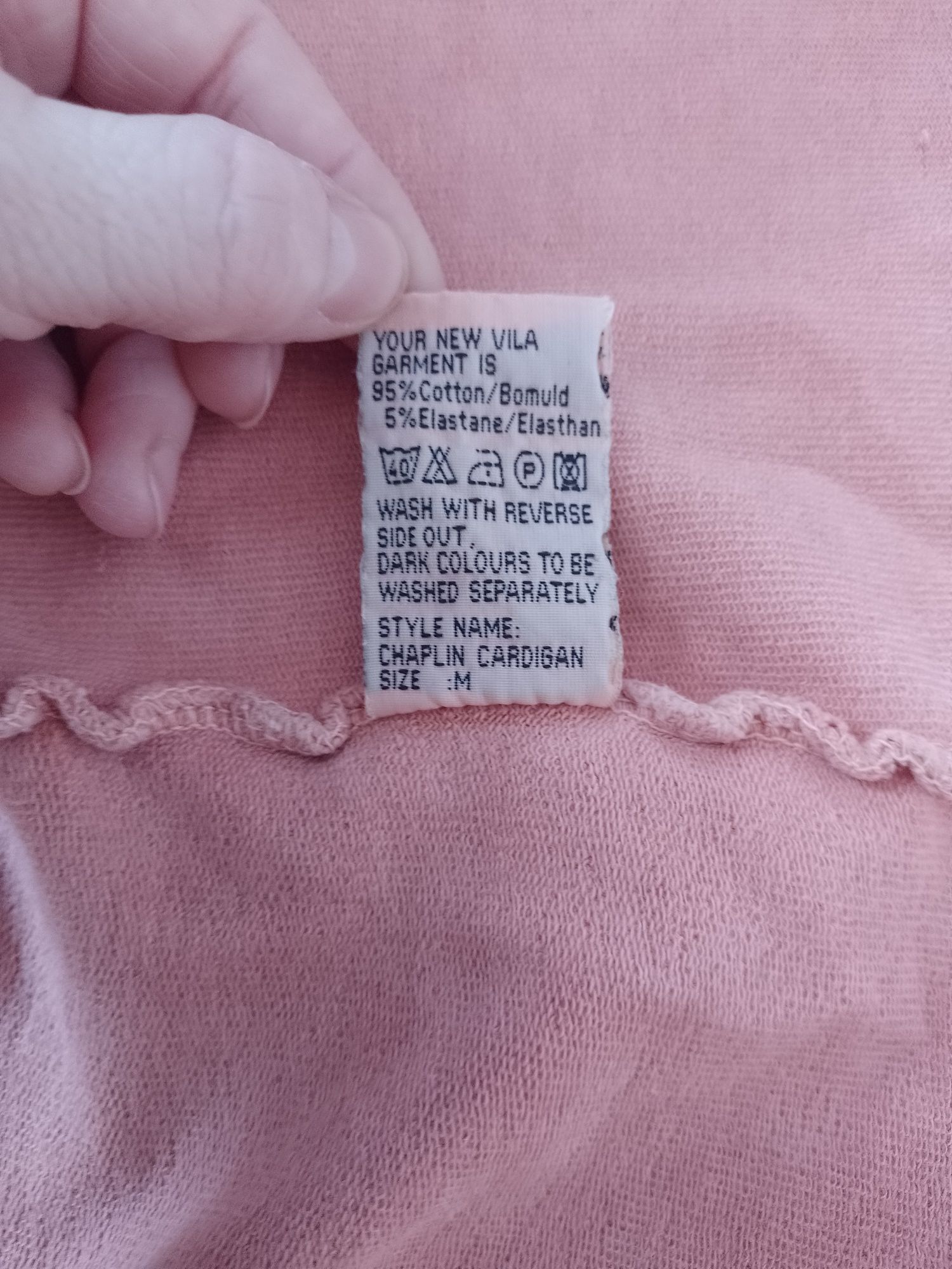 Bluza z naszywanymi kwiatami Vila M