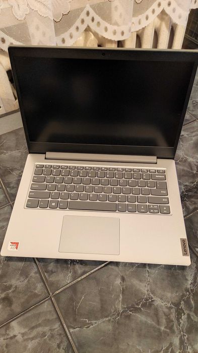 Lenovo IdeaPad Slim 1 14AST-05 - stan idealny