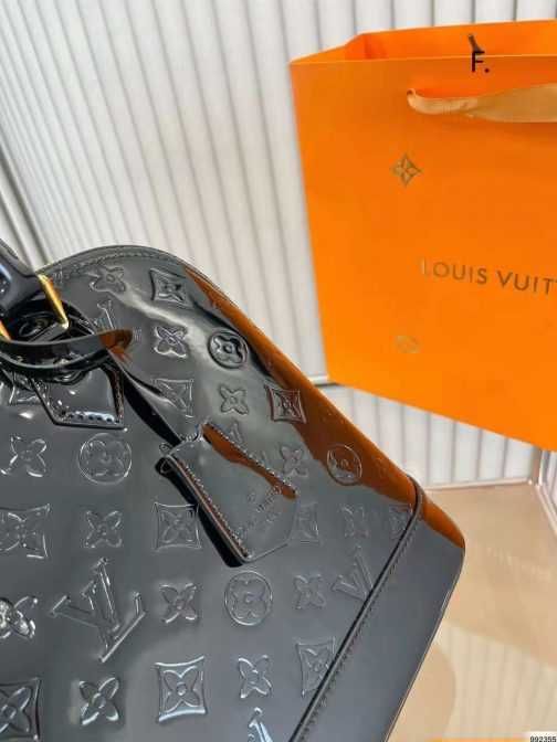 Torebka damska elegancka Louis Vuitton 444-55
