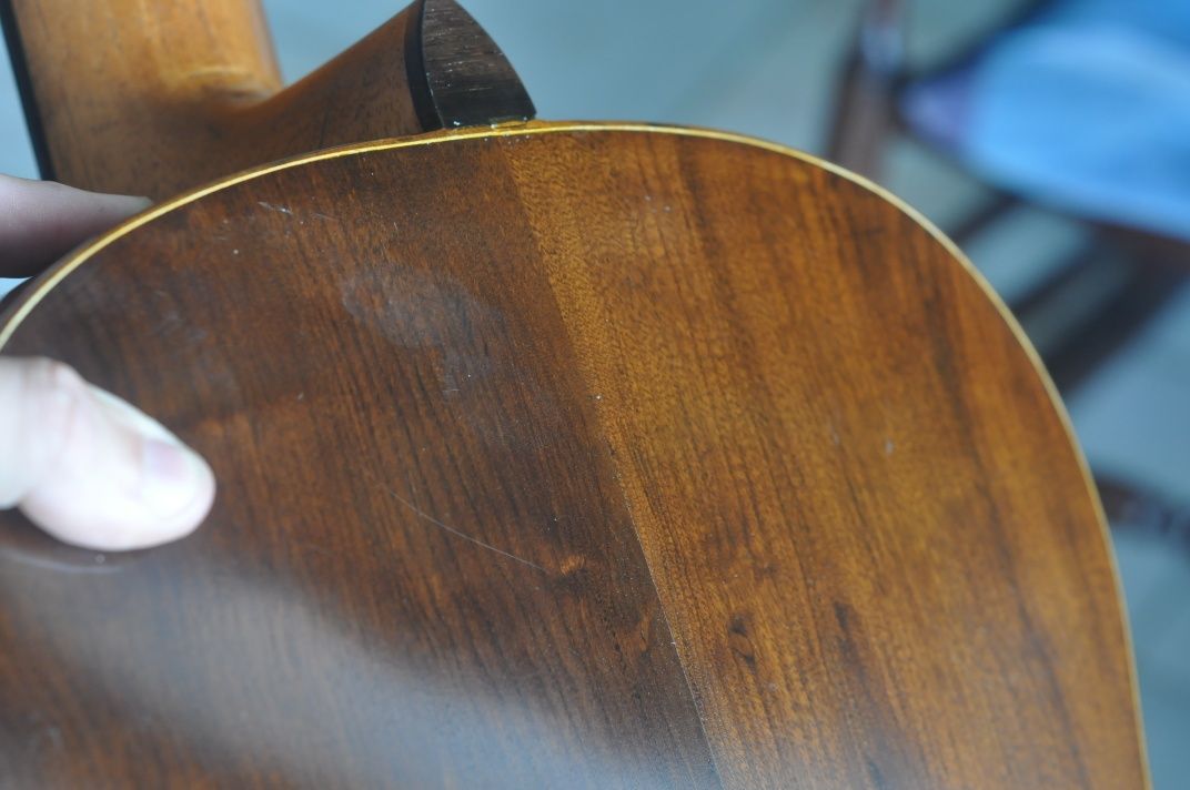 Violão de 7 cordas de aço. Luthier Agnaldo Luz
