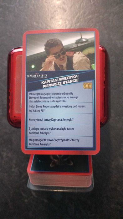 Gra karciana Quiz Marvel.