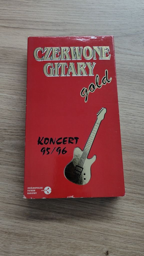 Oryginalna kaseta Czerwone Gitary Gold Koncert 1995-96. Stan idealny!