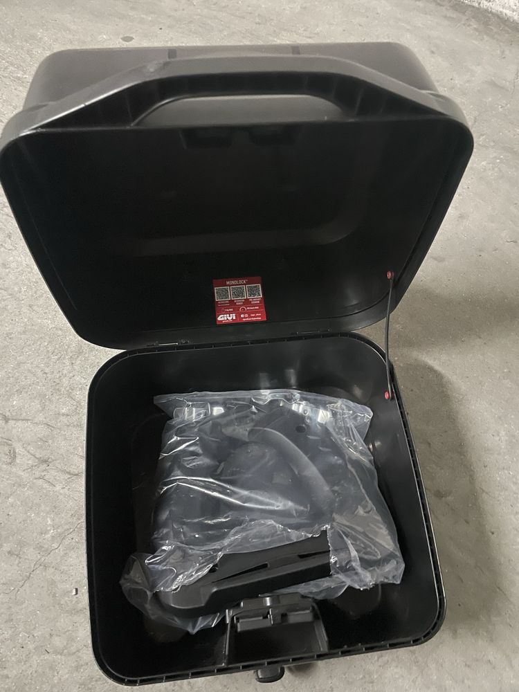 Vendo Top Case Givi