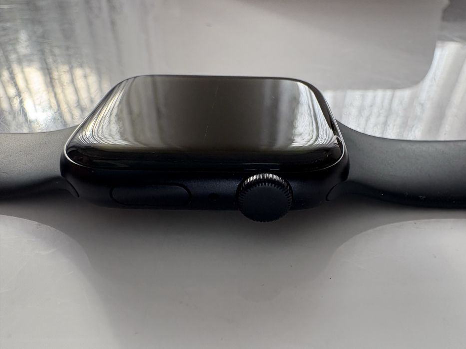 Apple watch SE 2 generacji 44 mm kondycja 100 %