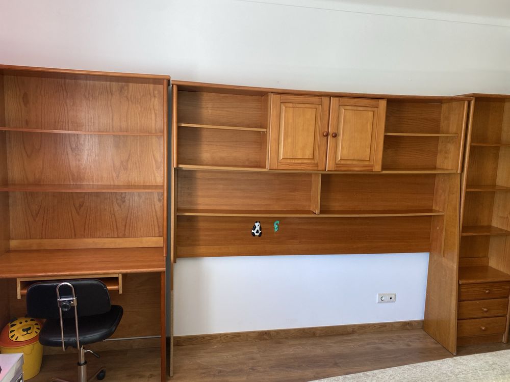 Mobiliario quarto solteiro em madeira