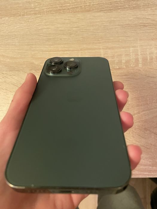Iphone 13 pro alpine green