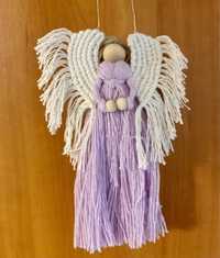 Aniołek ze sznurka makrama