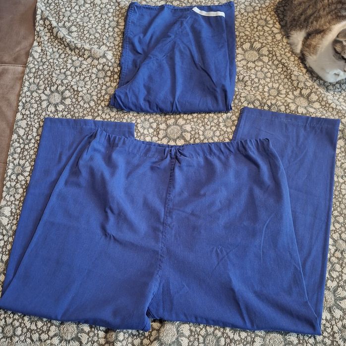 Медицинский  ( хирургический)  костюм