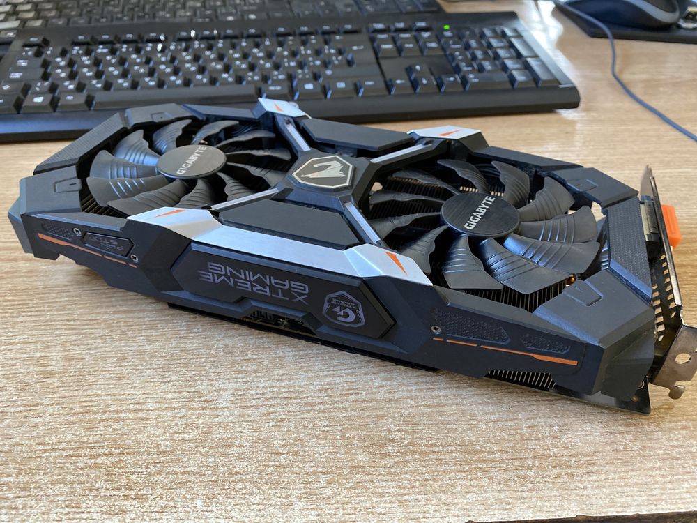 Продам видеокарту Gigabyte XTREME GAMING 1060 6GB