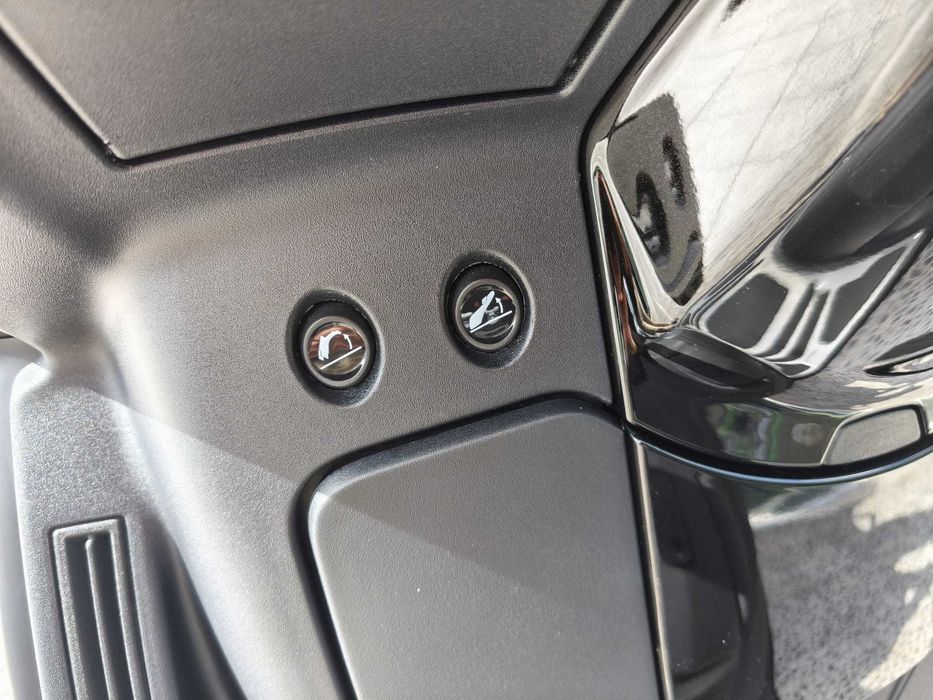 Peugeot Metropolis 400SW carta B