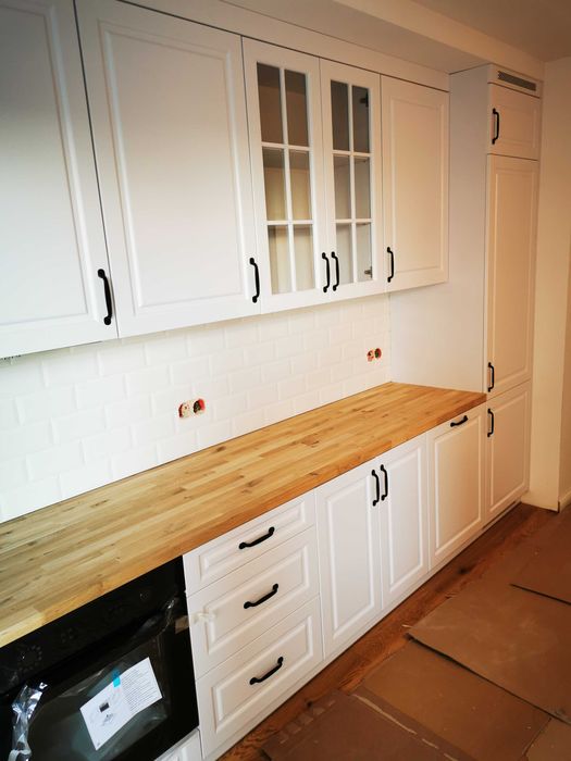 Meble kuchenne, szafy. łazienki