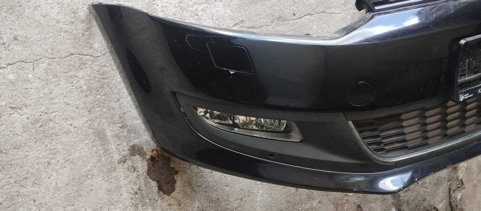 Zderzak przedni kompletny Vw Polo R6 Kod Lakieru: LC9X