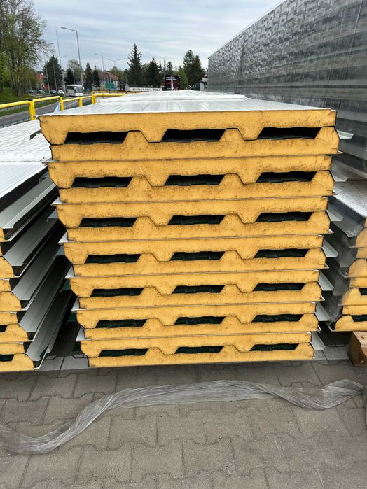 Płyta Warstwowa Dachowa